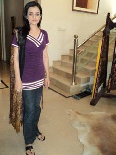 Sumbul Iqbal feet photo 2