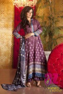 Sumbul Iqbal feet photo 11