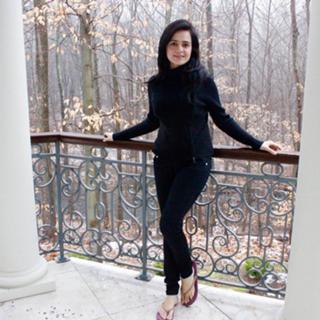 Sumbul Iqbal feet photo 4