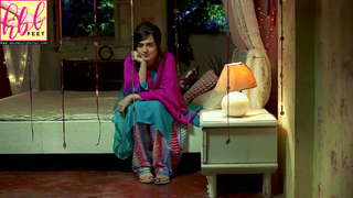 Sumbul Iqbal feet photo 15