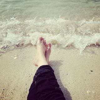 Sumbul Iqbal feet photo 7