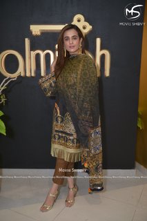 Sumbul Iqbal feet photo 3