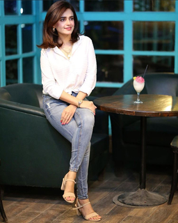 Sumbul Iqbal feet photo 19