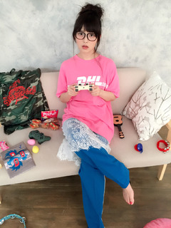 Sumire Uesaka feet photo thumbnail
