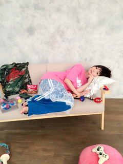 Sumire Uesaka feet photo thumbnail