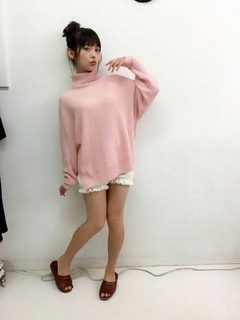 Sumire Uesaka feet photo thumbnail