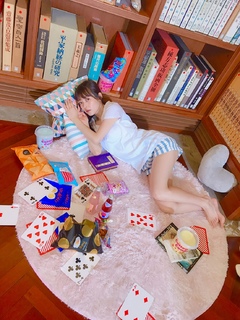 Sumire Uesaka feet photo thumbnail