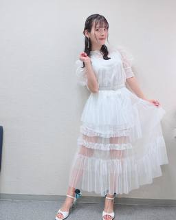 Sumire Uesaka feet photo thumbnail