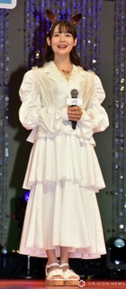 Sumire Uesaka feet photo thumbnail