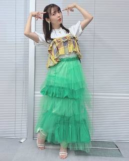 Sumire Uesaka feet photo thumbnail