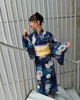 Sumire Uesaka feet photo thumbnail