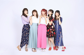 Sumire Uesaka feet photo thumbnail