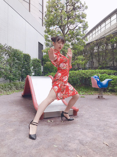 Sumire Uesaka feet photo thumbnail