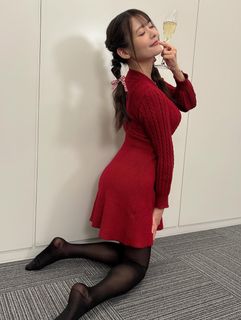 Sumire Uesaka feet photo 17