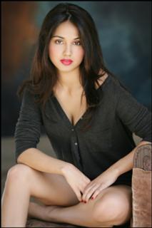Summer Bishil feet photo 2