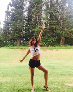 Summer Bishil feet photo 17