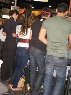 Summer Glau feet photo thumbnail