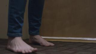 Summer Glau feet photo thumbnail
