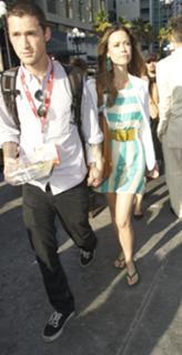 Summer Glau feet photo thumbnail