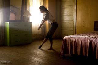 Summer Glau feet photo thumbnail
