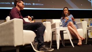 Summer Glau feet photo thumbnail