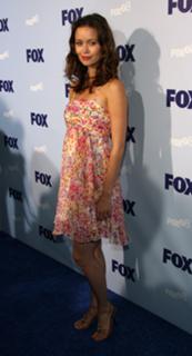 Summer Glau feet photo thumbnail