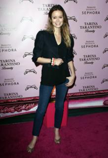 Summer Glau feet photo thumbnail