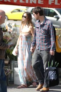 Summer Glau feet photo thumbnail