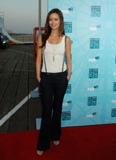 Summer Glau feet photo thumbnail