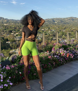 Summer Walker feet photo thumbnail