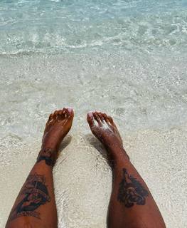 Summer Walker feet photo thumbnail