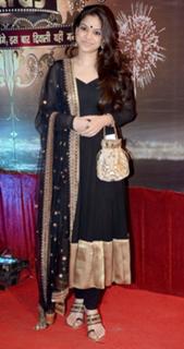 Sumona Chakraborty feet photo 11