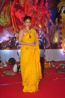 Sumona Chakraborty feet photo 3