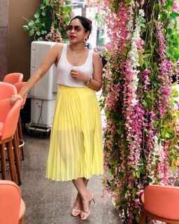 Sumona Chakraborty feet photo 3