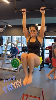 Sumona Chakraborty feet photo 8