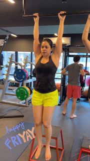 Sumona Chakraborty feet photo 7