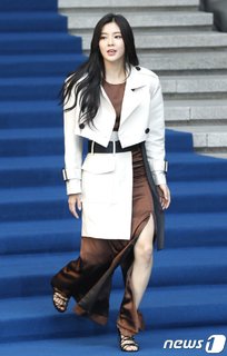 Sun-Bin Lee feet photo 5