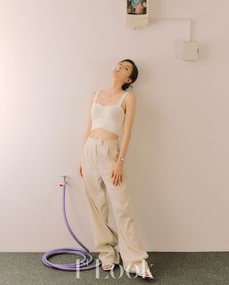 Sun-Bin Lee feet photo 12