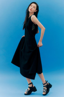 Sun-Bin Lee feet photo 4