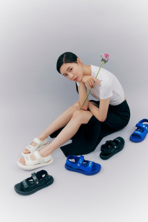 Sun-Bin Lee feet photo 17