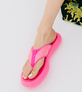 Sun-Bin Lee feet photo 16