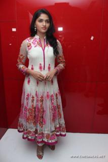 Sunaina feet photo 13