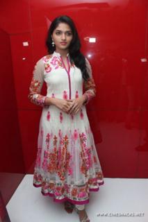 Sunaina feet photo 12