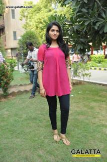 Sunaina feet photo 16