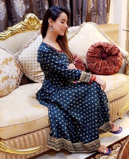 Sunanda Sharma feet photo thumbnail