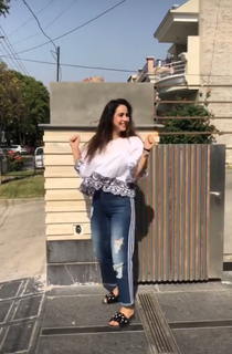 Sunanda Sharma feet photo thumbnail