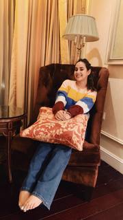 Sunanda Sharma feet photo thumbnail