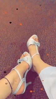 Sunanda Sharma feet photo thumbnail