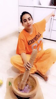 Sunanda Sharma feet photo thumbnail