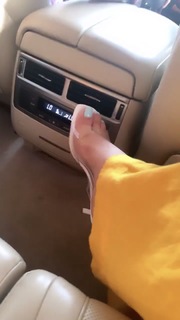Sunanda Sharma feet photo thumbnail